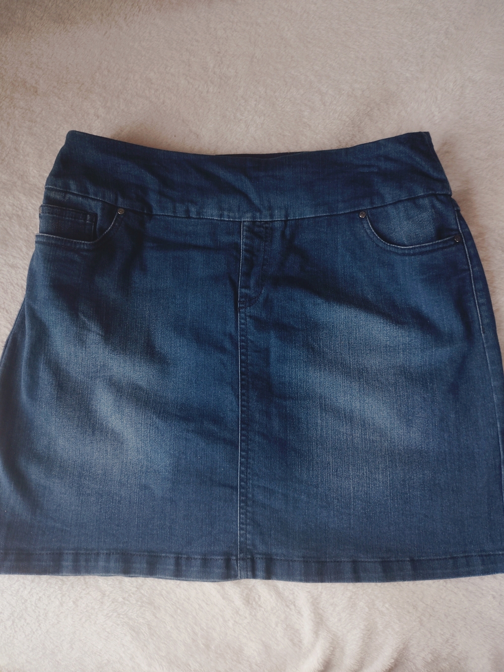S.C. & Co. Denim Pull-On Skort Size M Dark Wash Comfort Stretch Elastic
